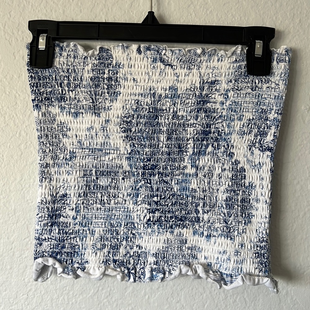 H&M scrunch crop top